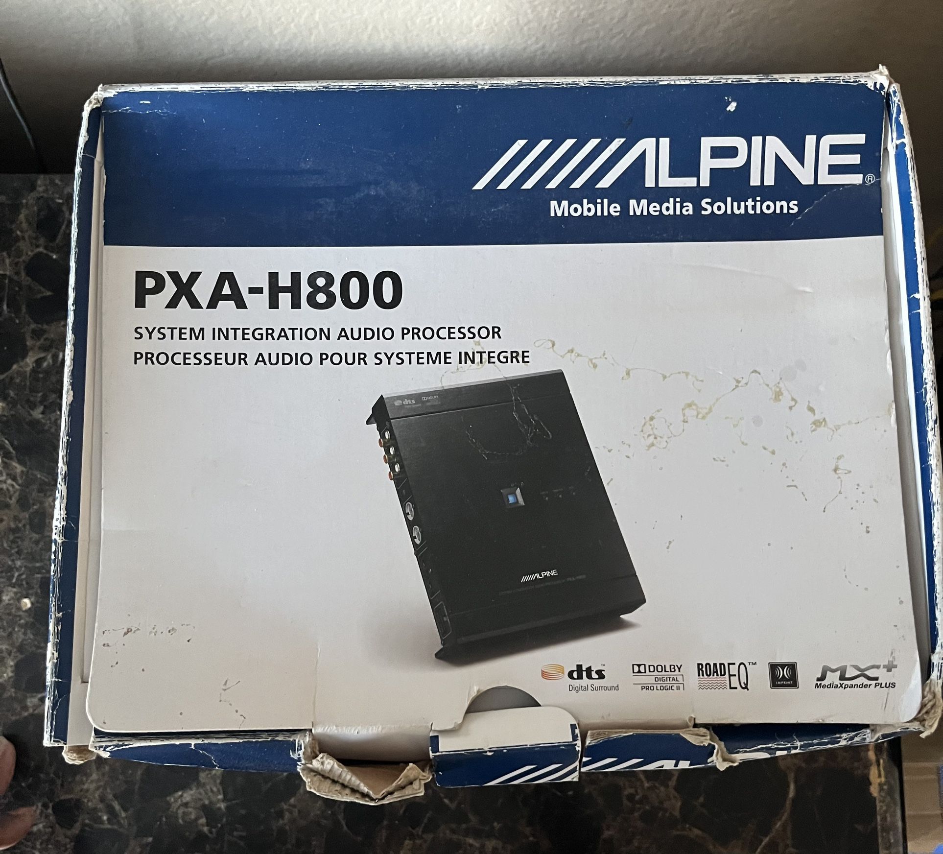 Alpine PXA-H800  & RUX-C800 Digital Sound Processor 