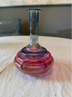 Iridescent Italian Art Glass Vase.