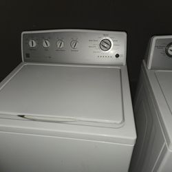 Older Kenmore Set, Works Great 