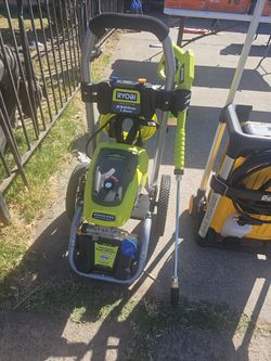 RYOBI 2500 PSI PRESSURE WASHER 