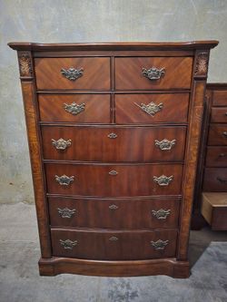 Broyhill 3 piece vintage set
