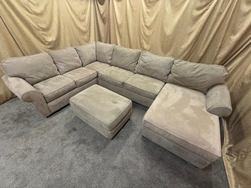 Delivery Available Alan White 3 Pieces Sectional Sofa Couch Chaise With Ottoman