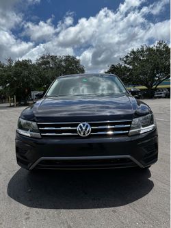 2020 Volkswagen Tiguan S Sport