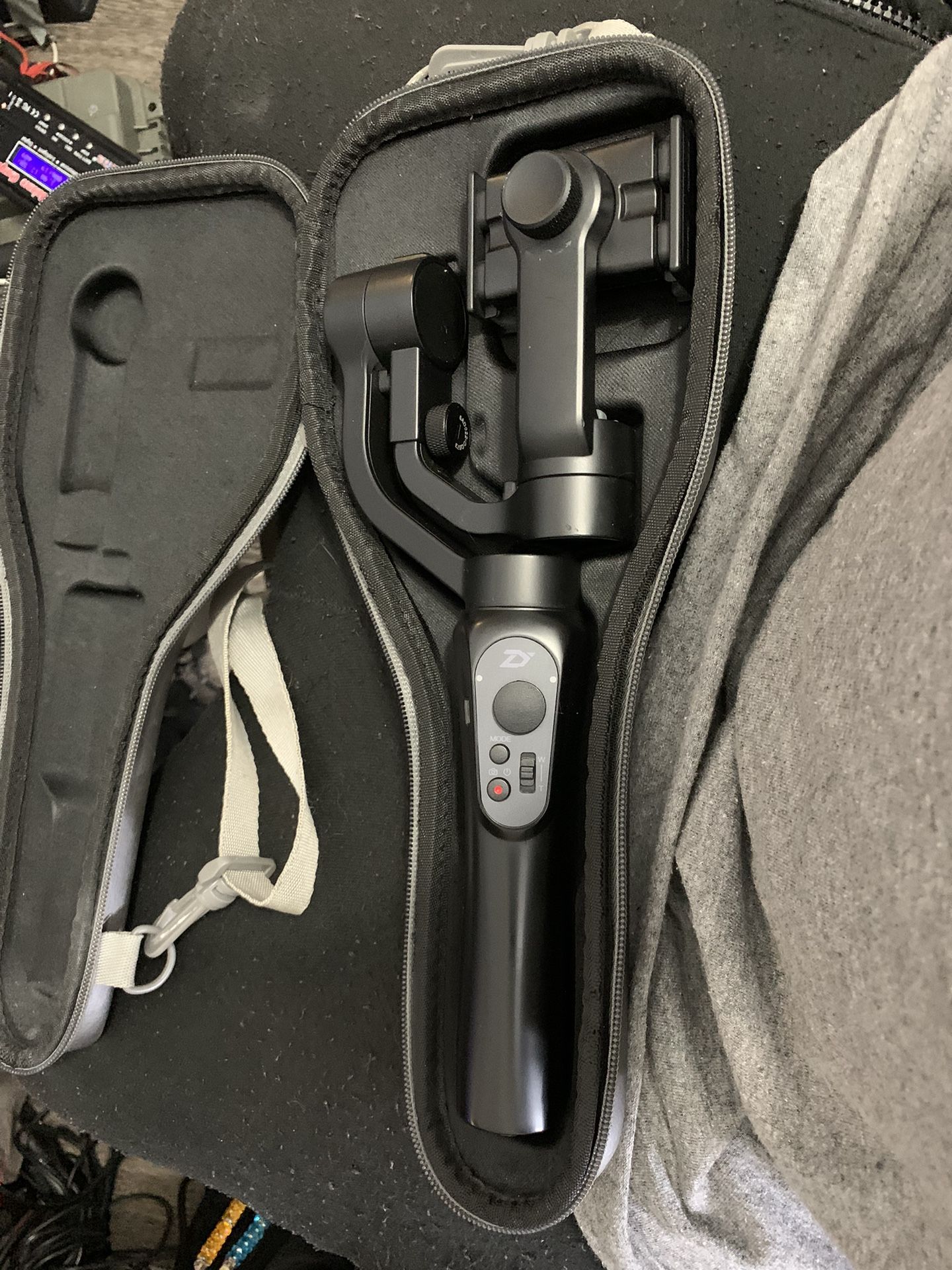 zhiyun smooth q gimble