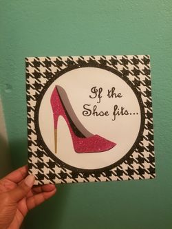 If the shoe fits canvas picture..9x9 inch..like new!