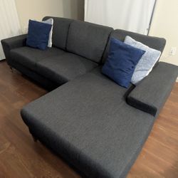 Sectional Couch 