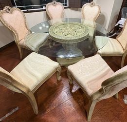 Dining room table w/ matching curio