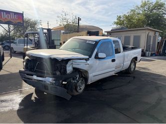 2004 SILVERADO FOR PARTS