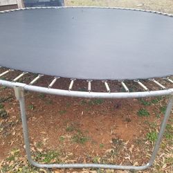 15 Ft Trampoline