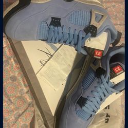 Air Jordan’s 4s UNC -SIZE 12