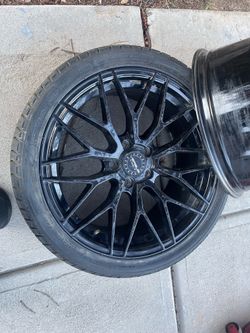 18 rims and tires for Mercedes Benz BMW 5 lugs