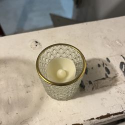 Electric Candles With Glass Cups