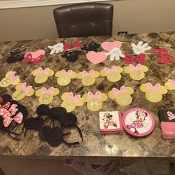 Minnie Mouse Birthday Supplies