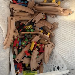 Wooden Train Tracks, Ex Large Set. Thomas And Other Trains. Build Those Imaginations🎉