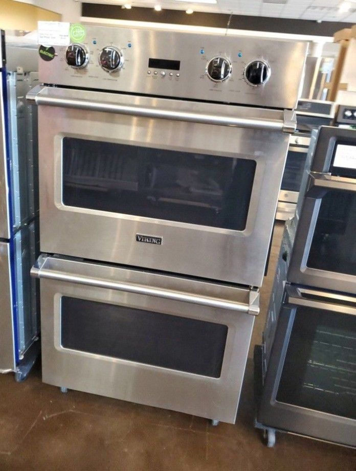 Viking Double Wall Oven 1 Year