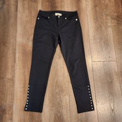 Women's Michael Kors size 4 Black Studded Ankle Skinny Pants, stretch, great condition