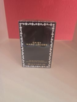 Daisy Perfume 1 Oz Eau De Toilette Spray