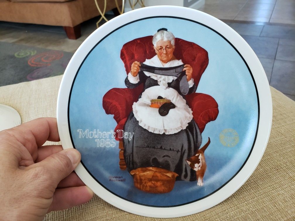 Vintage Norman Rockwell Mother's Day plate 1985 Mending Time
