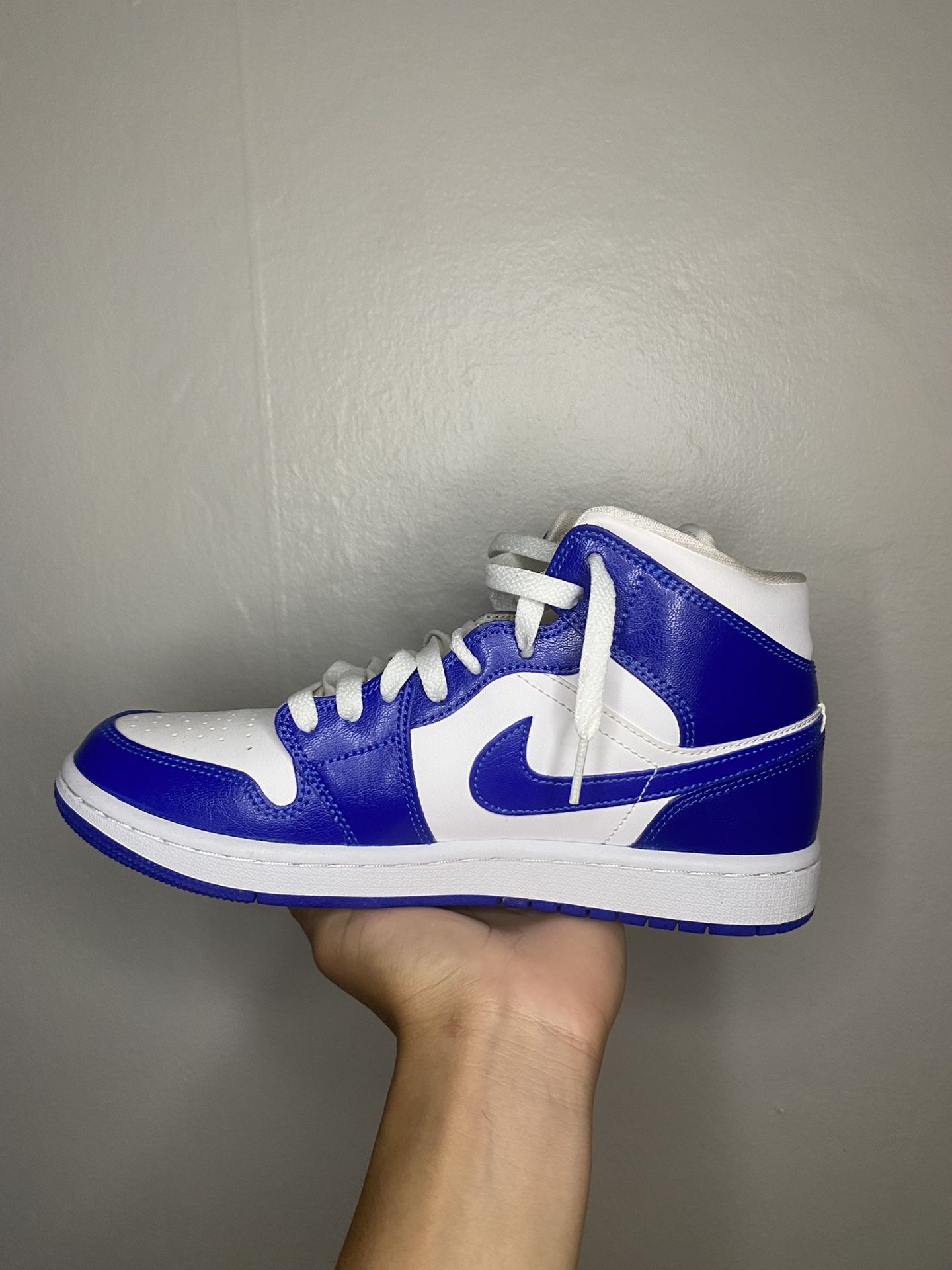 BLUE WMNS AIR JORDAN 1 KENTUCKY