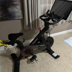 Peloton Bike $300  - Row Machine “new” $50.00