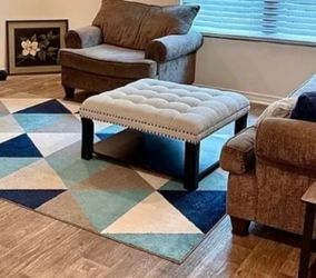 Cocktail Ottoman
