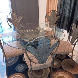 Heavy Metal Dinning Room Table Set