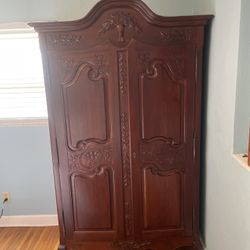 Armoire/wardrob