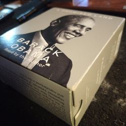 A PROMISE LAND BARACK OBAMA READ BY THE AUTHOR  (28 CDd Set)