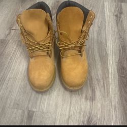 Men’s Size 8 Timberlands 
