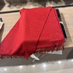 NWT MaxMara WSDALIA  073 dark red Stole / scarf  100% cashmere