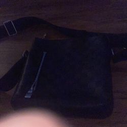 Louis Vuitton Discovery BB Messenger Bag Damier Infini Astral Silver 