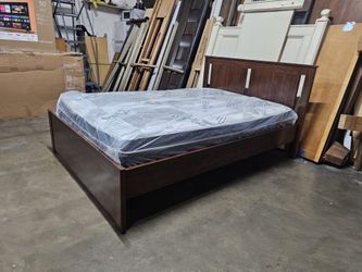 Full bed frame with mattress $240