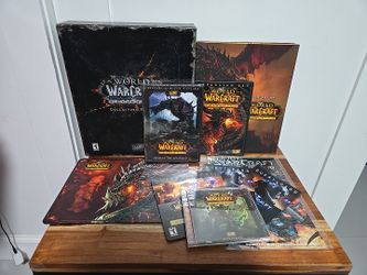 World of Warcraft: Cataclysm - Collector's Edition Mostly Sealed Not Complete