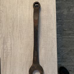 Vintage Ford #34 Open & Closed End Curved Wrench