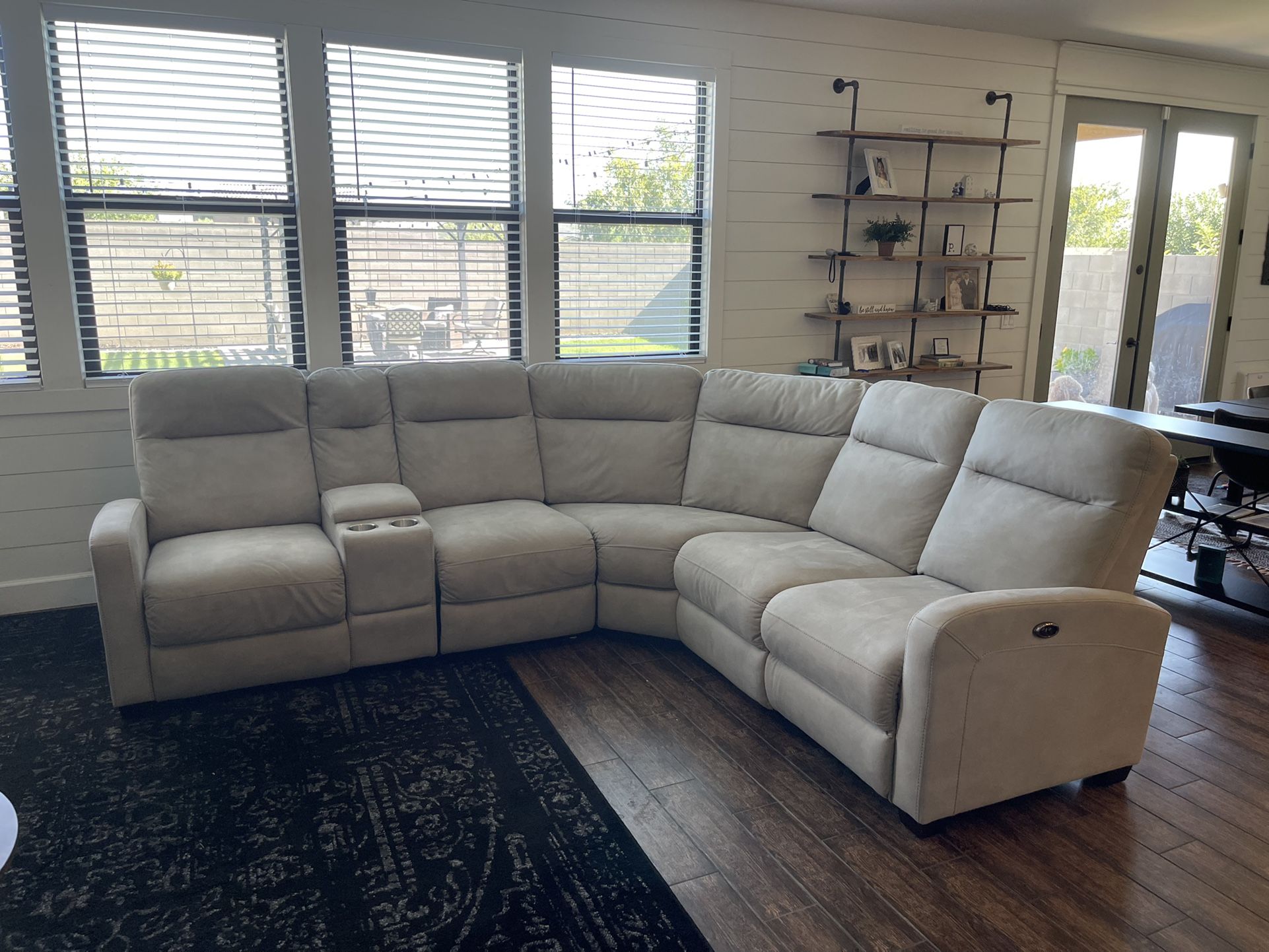 Living Spaces Light Grey Power Reclining Sectional 