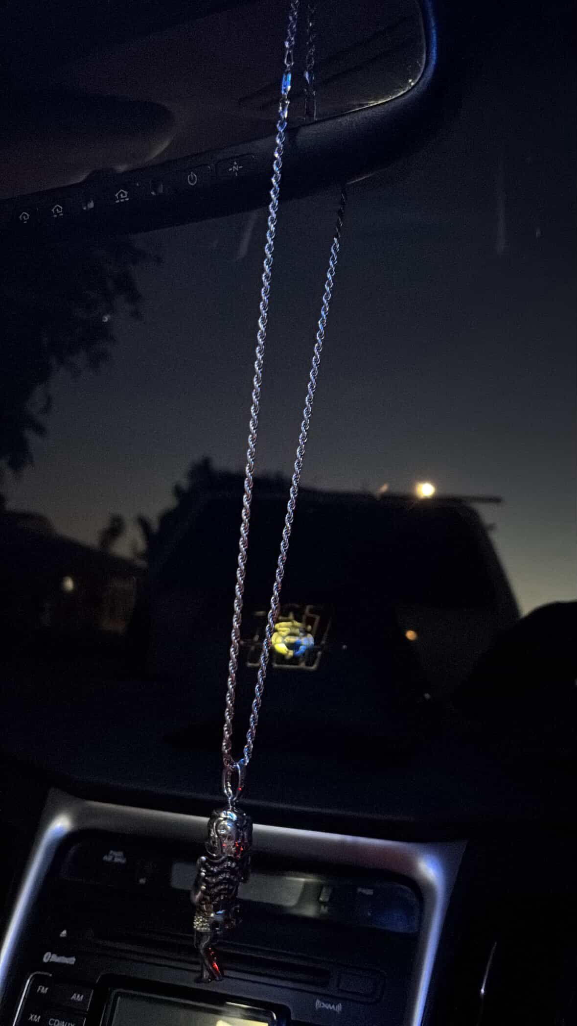 925 Silver Pendent And Chain