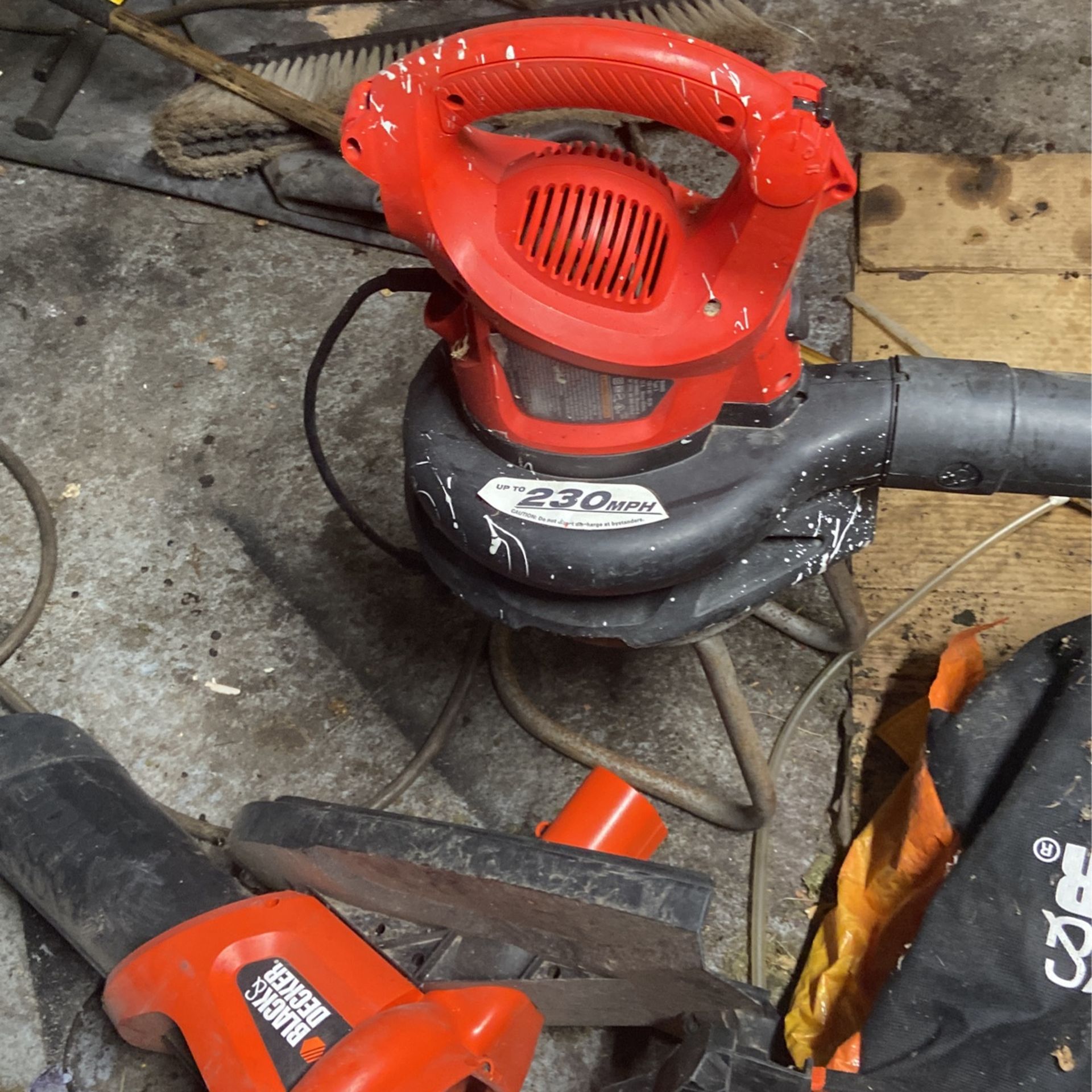 Leaf Blower And Vac