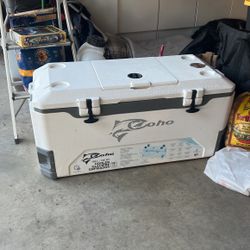 Large Fishing Cooler 165 Qt for Sale in Modesto, CA - OfferUp