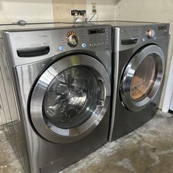 LG washer and dryers new conditions 