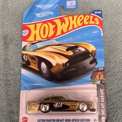 Hot Wheels STH Aston Martin DB4 GT