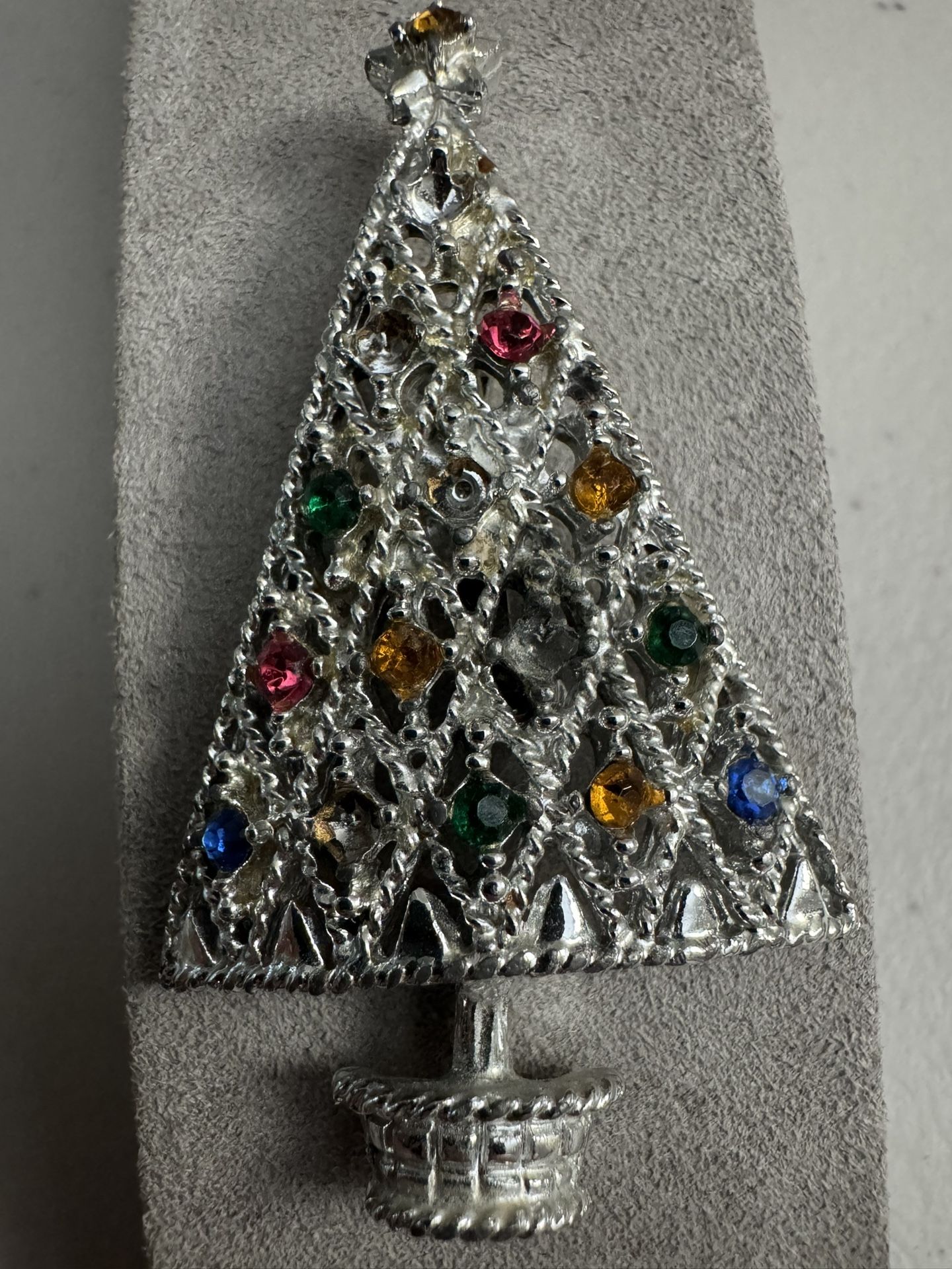 Vintage Christmas Tree Brooch Pin