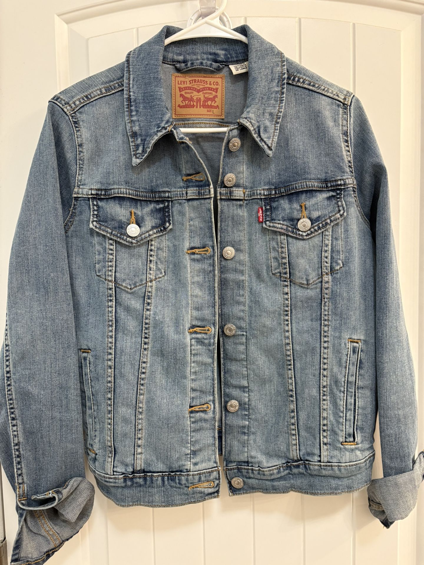 Women’s Jean Jacket