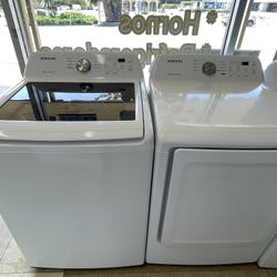 Samsung Gas Dryer And Washer Set In Excellent Condition 