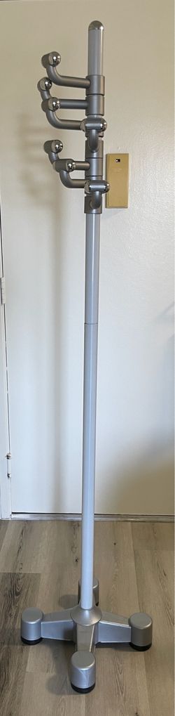 Adjustable Coat Rack