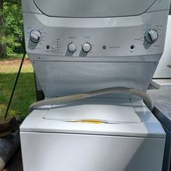 Stack Washer And Dryer 