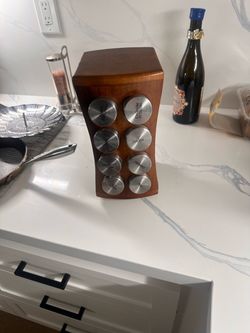 16 glass spinning Spice Rack