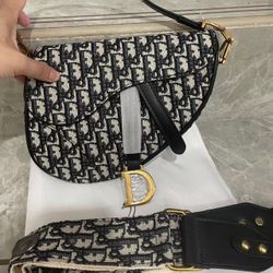 Diorr purse