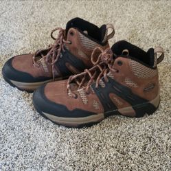 Women's Oliver Boots  Brown/Black Size 10