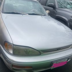 96 Toyota Camry Gold Sedan