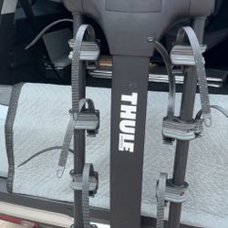 Thule Apex XT Bike rack (Holds up to 4 Bikes)